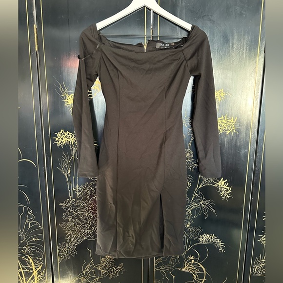 Black dress - Picture 1 of 2